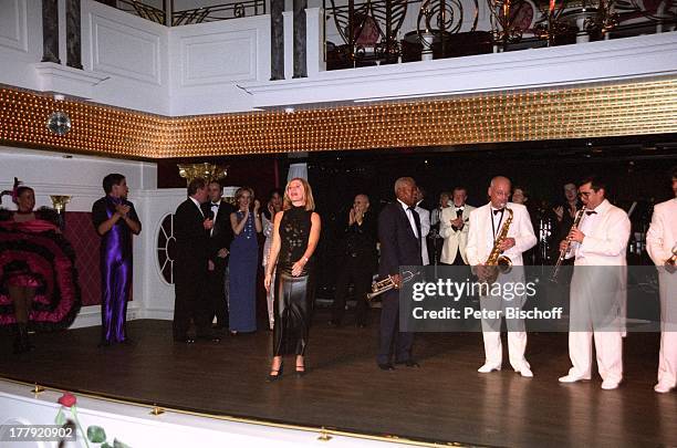 Deborah Sasson , , Tänzer, Wolfgang Frank , Musiker, Mareike Carrire, Dunja Rajter, Dr. Phil. Billy Mo, Bläser , Gala, "Kaisersaal", ARD-Show...