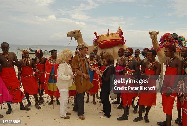 Christiane Krüger , Sohn Tim Krüger-Bockelmann, Verlobte Nina Langer, Samburu-Massais, Kamel, Verlobungs-Zeremonie, Hotel "Severin Sea Lodge",...