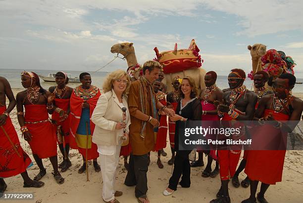 Christiane Krüger , Sohn Tim Krüger-Bockelmann, Verlobte Nina Langer, Samburu-Massais, Kamel, Verlobungs-Zeremonie, Hotel "Severin Sea Lodge",...