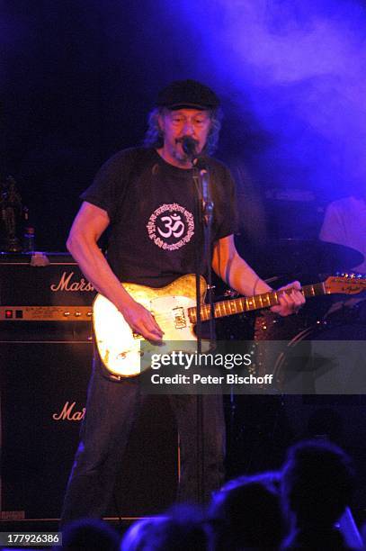 Wolfgang Niedecken , 2. Vor-Konzert der Tournee, "Music Hall", Künstlerdorf Worpswede, Niedersachsen, Deutschland, Europa, Auftritt, Bühne, Mikro,...