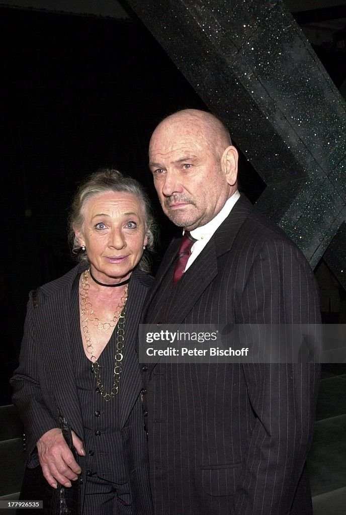 Klaus Löwitsch, Ehefrau Helga Heinrich,;"Jaguar X - TYPE Night"
