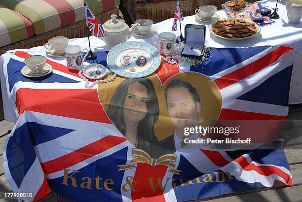 Souvenirs bei "Royal Talk" über die Hochzeit von Prinz William von England und Verlobter Kate Middleton am ), ZDF-Show "Die Frühlingsshow" ,...