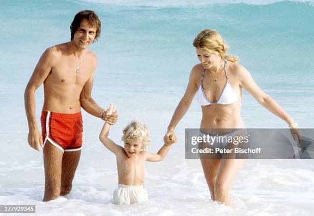 Christiane Krüger, Ehemann Manfred Bockelmann , Sohn Tim Oliver Krüger-Bockelmann, Barbados, Inselstaat, Karibik, Ehefrau, Strand, Meer, Ozean,...