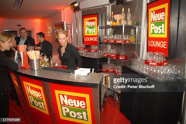 Gäste, Barkeeper, "Neue-Post"-Lounge, ZDF-Show "Willkommen bei C a r m e n N e b e l", Westfalenhalle, Dortmund, Nordrhein-Westfalen, Deutschland,...