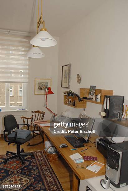 Büro, Arbeitszimmer von Gunnar Möller, Ehefrau Christiane Hammacher, Homestory, Berlin, Deutschland, Europa, Ehemann, PC, Computer, Drucker,...