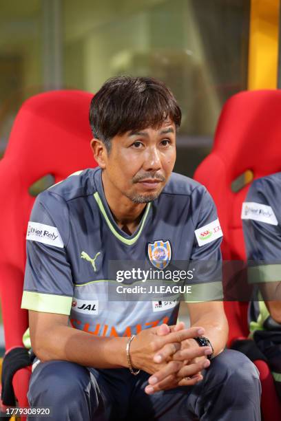 Head coach Katsumi Oenoki of Shimizu S-Pulse is seen prior to the J.League J1 second stage match between Shimizu S-Pulse and Vissel Kobe at IAI...