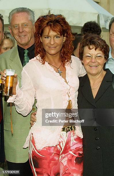 Andrea Berg , Helga und Jürgen Zeller , Polterabend mit O L A F H E N N I N G, Galopprennbahn Krefeld, Nordrhein-Westfalen, Deutschland, Europa,...