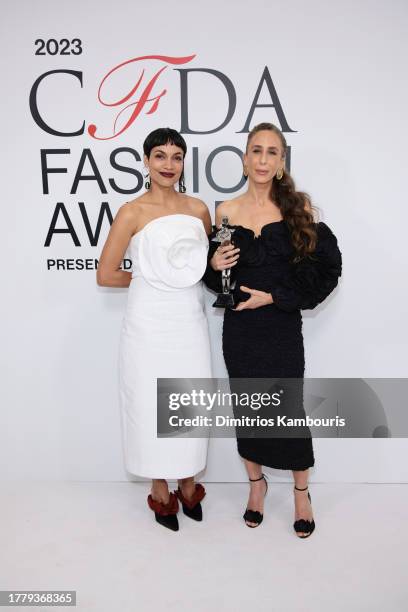 Mara Hoffman, winner of the Environmental Sustainability Award , poses with Rosario Dawson at the 2023 CFDA Fashion Awards at American Museum of...