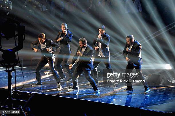Performs during the 2013 MTV Video Music Awards at the Barclays Center on August 25, 2013 in the Brooklyn borough of New York City.