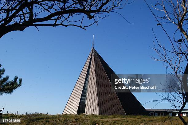 Katholische Kirche St. Peter, Nordsee-Insel Spiekeroog, Niedersachsen, Deutschland, Europa, Reise,