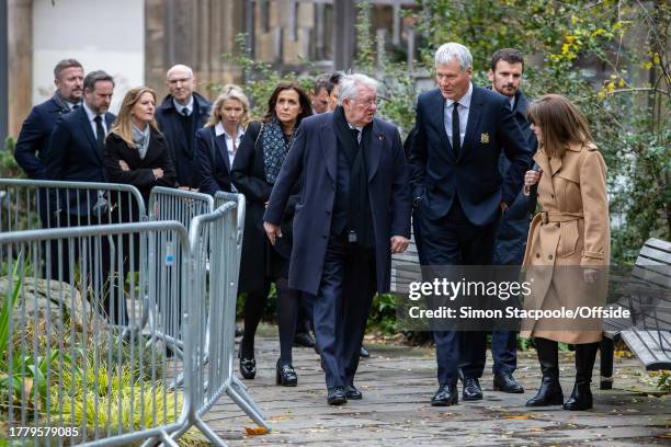 Former Manchester United manager Sir Alex Ferguson arrives with former Manchester United Chief executive David Gill for the funeral of Sir Bobby...