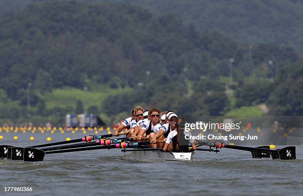Gowler Kelsey Munro Photos and Premium High Res Pictures - Getty Images
