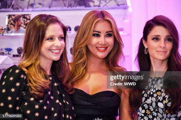 Sarah Michelle Gellar, Toni Ko and Shiri Appleby