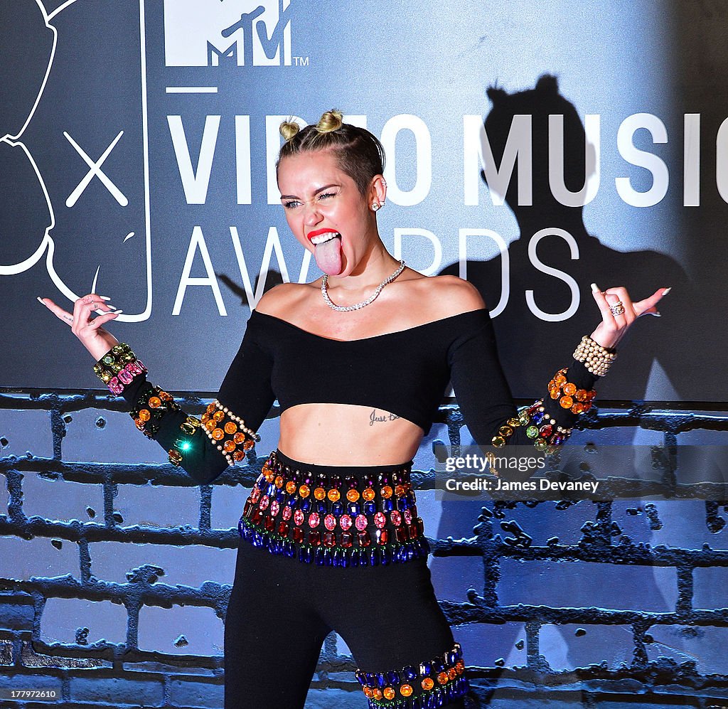 2013 MTV Video Music Awards - Celebrity Sightings