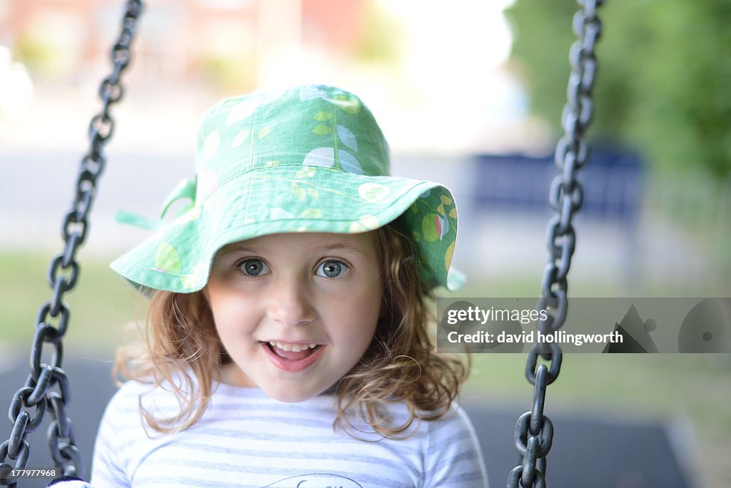 Floppy Hat Swinger