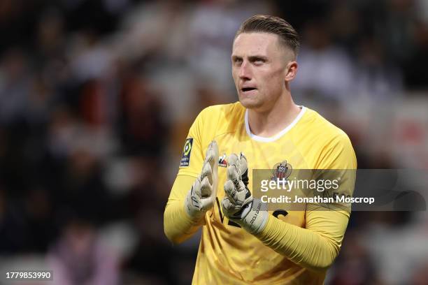 Marcin Bulka of OGC Nice reacts during the Ligue 1 Uber Eats match between OGC Nice and Stade Rennais FC at Allianz Riviera on November 05, 2023 in...