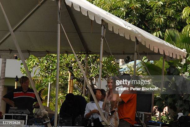 A r l M o i k, Claudia Jung , Ehemann Hans Singer , David , Probe zur Musik-Show "Aloha & Servus", Garten des "Sheraton Hotel", Honolulu, Insel Oahu,...