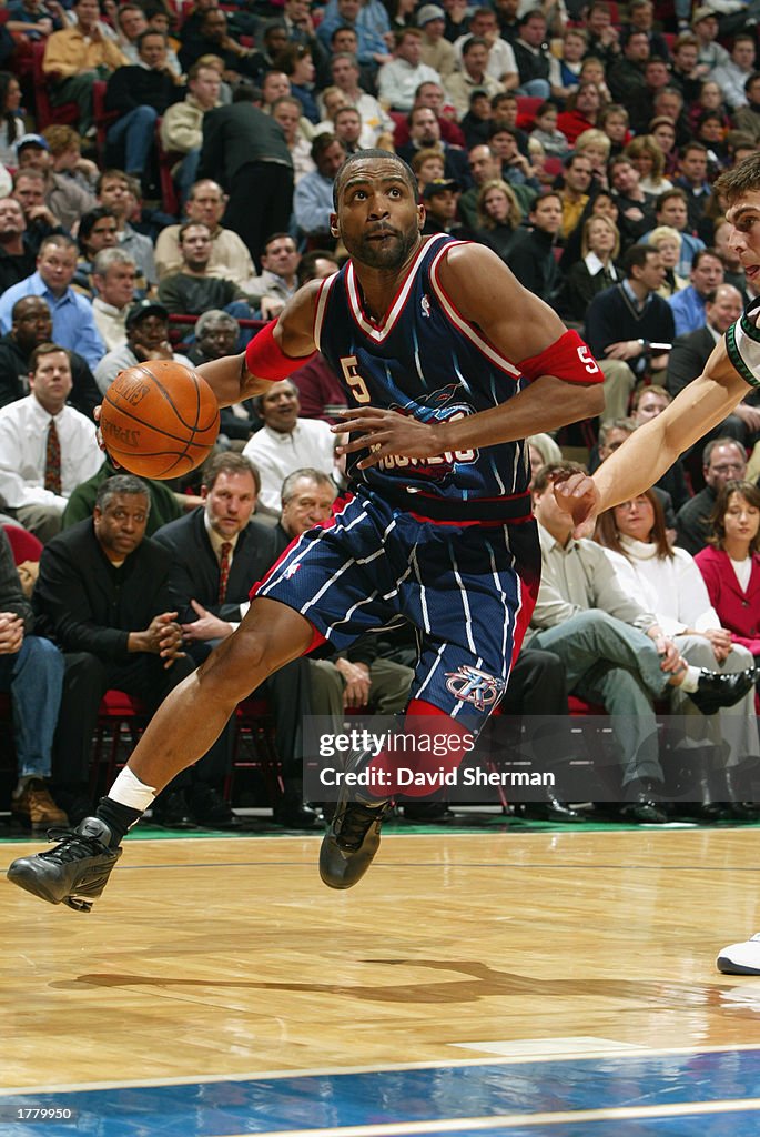 Cuttino Rashawn Cuttino Mobley of the Houston Rockets drives during the game against ...