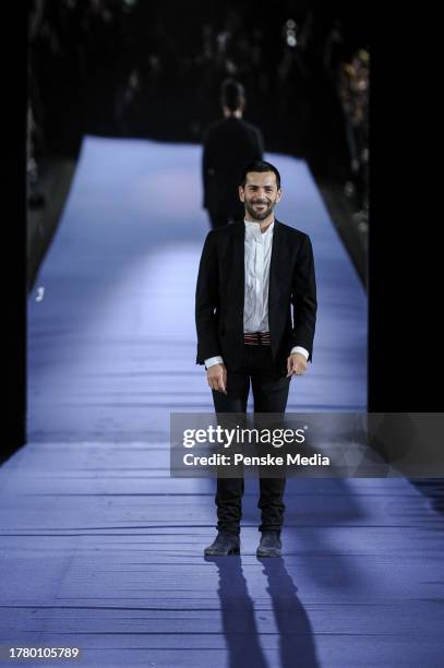 Alexis Mabille on the catwalk