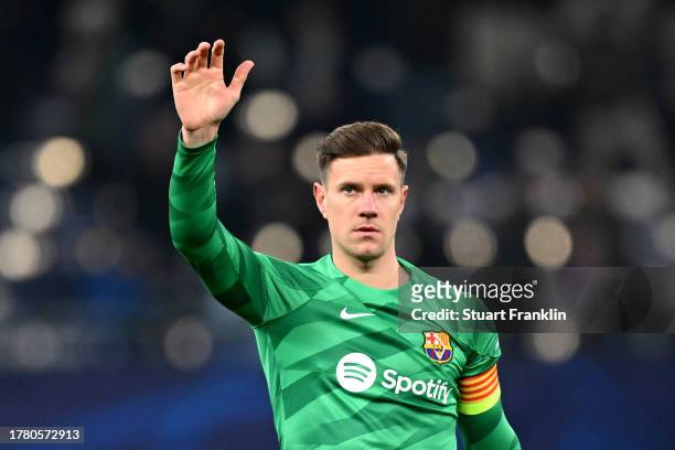 Marc-Andre ter Stegen of FC Barcelona acknowledges the fans following the team's defeat during the UEFA Champions League match between FC Shakhtar...