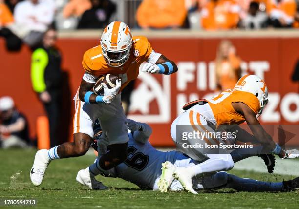 Tennessee Volunteers wide receiver Dont'e Thornton Jr. Runs the ball during the college football game between the Tennessee Volunteers and the...