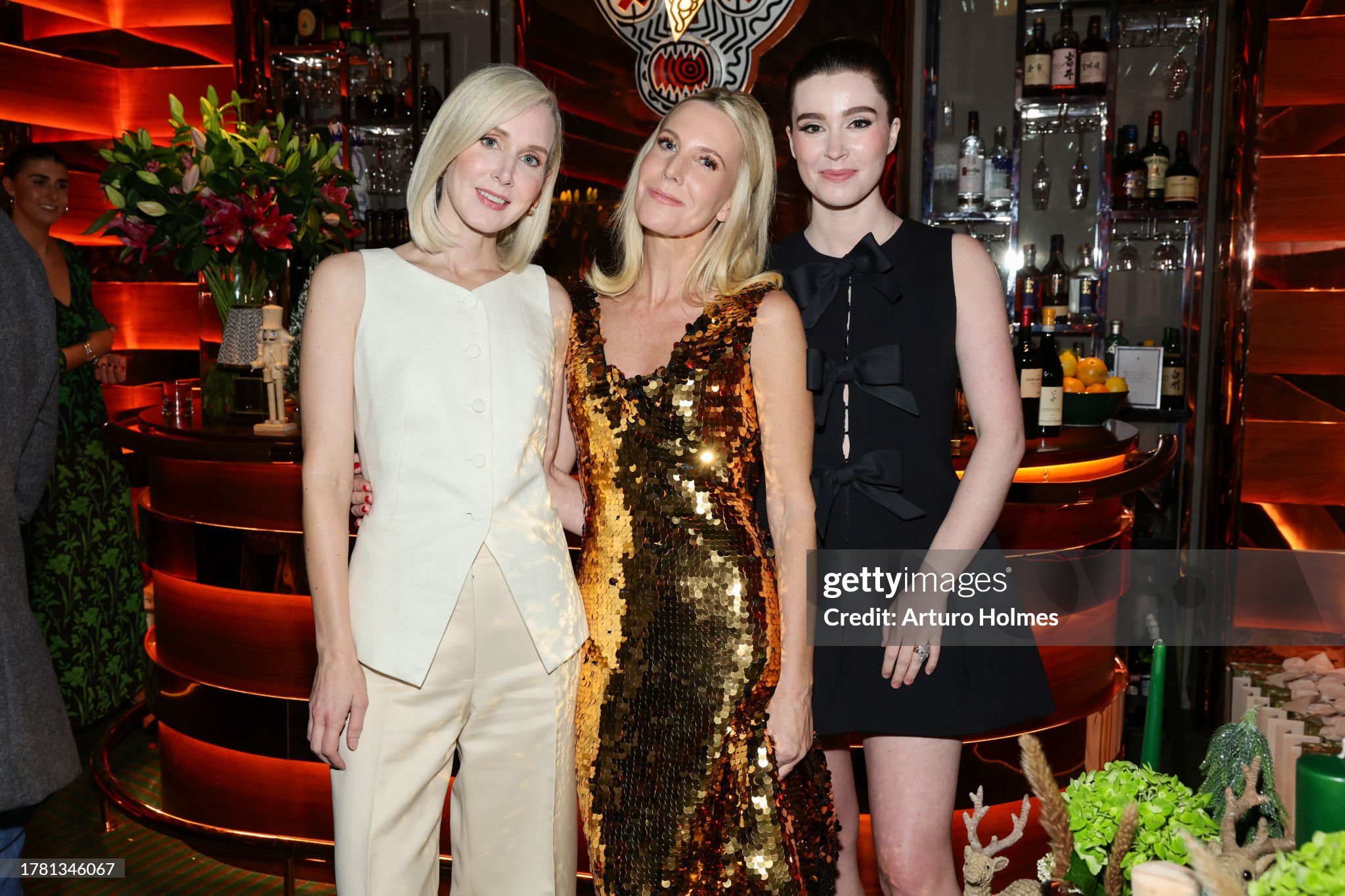 https://media.gettyimages.com/id/1781346067/photo/nina-garcia-alice-naylor-leyland-celebrate-tablescape-and-holiday-collection.jpg?s=2048x2048&w=gi&k=20&c=mseoYDNw9K98X-C57kpgDI1reBE4JGP2vZcvGB5oenI=
