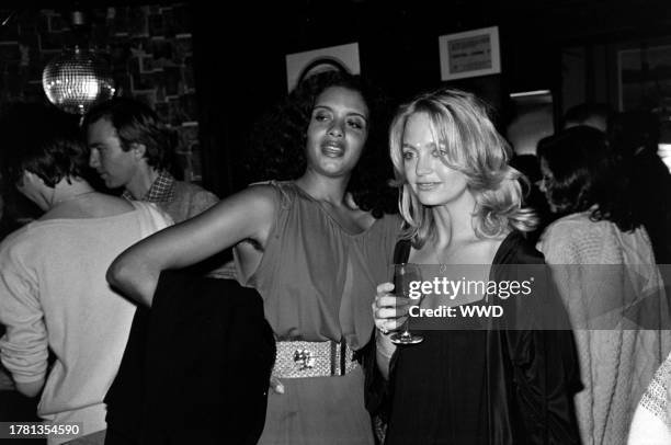 Diahnne Abbott and Goldie Hawn attend an event in Los Angeles, California, on February 1, 1978.