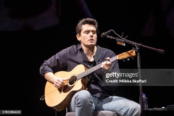 John Mayer performs at Chase Center on November 07, 2023 in San Francisco, California.