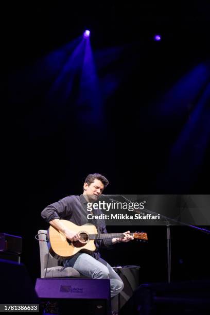 John Mayer performs at Chase Center on November 07, 2023 in San Francisco, California.