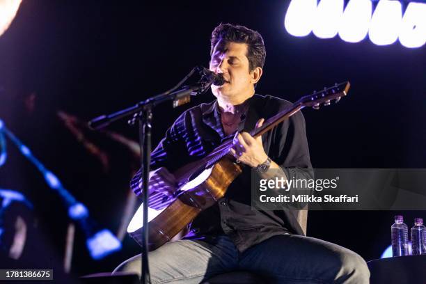 John Mayer performs at Chase Center on November 07, 2023 in San Francisco, California.
