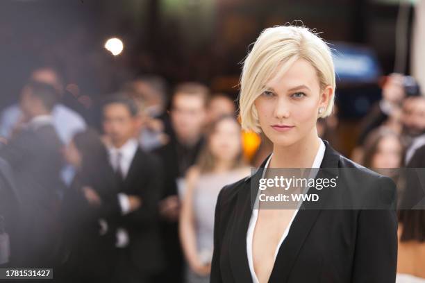 Karlie Kloss, Red carpet arrivals at the 2017 Met Gala: Rei Kawakubo/Comme des Garcons, May 1st, 2017.