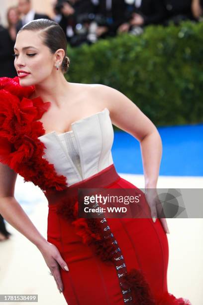 Ashley Graham, Red carpet arrivals at the 2017 Met Gala: Rei Kawakubo/Comme des Garcons, May 1st, 2017.