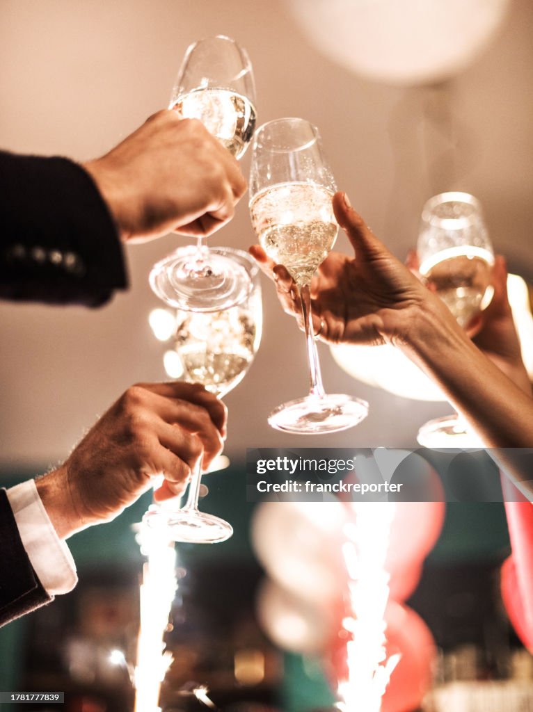 Geburtstagsfeier mit Champagner