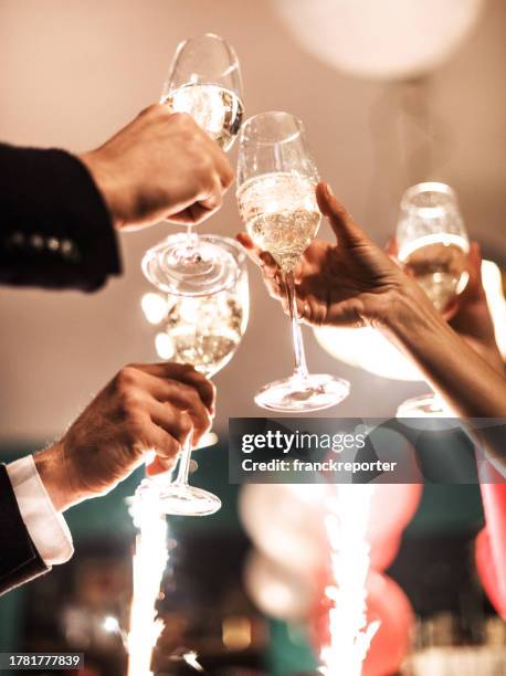 birthday celebration with champagne - toost stockfoto's en -beelden
