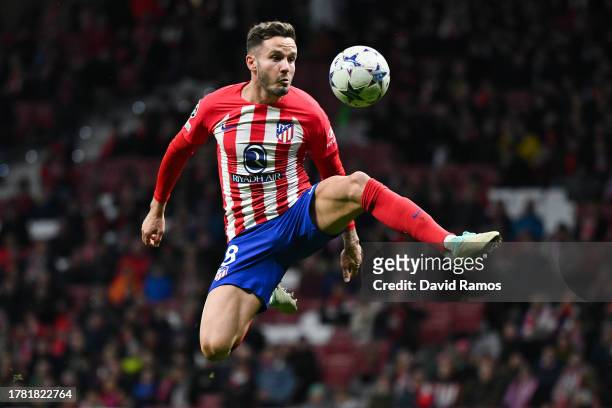 Saúl Ñíguez of Atletico de Madrid controls the ball during the UEFA Champions League match between Atletico Madrid and Celtic FC at Civitas...