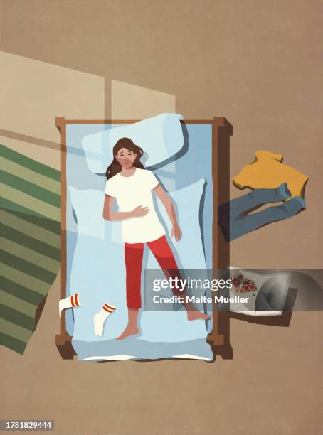 stockillustraties, clipart, cartoons en iconen met view from above sunrays over tired young woman sleeping in bed next to pizza box - high angle view