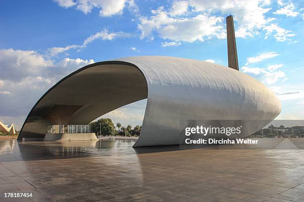 Quartel General do Exército - O projeto é de Oscar Niemeyer. The Headquarters is part of the list of monuments of the city of Brasília.