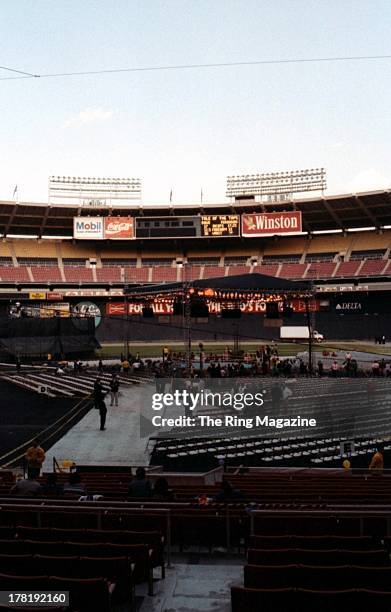 Boxing Scoreboard Photos and Premium High Res Pictures - Getty Images