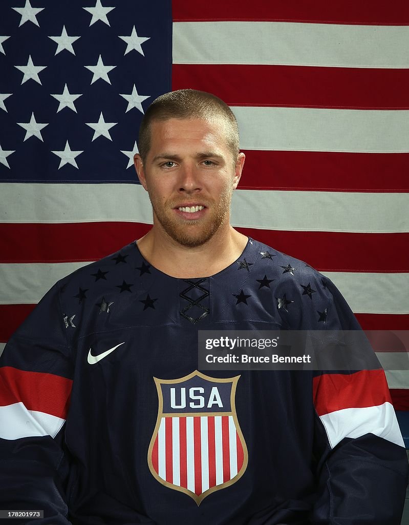 USA Hockey 2014 Olympic Portraits