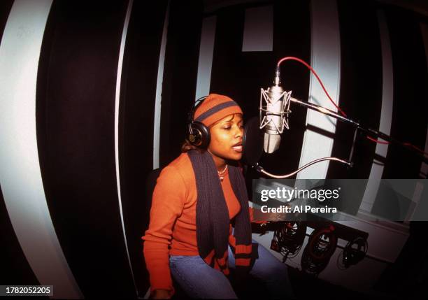 Yo Yo Raper 3,798 Yo Yo Rapper Stock Photos, High-Res Pictures, and Images - Getty ...