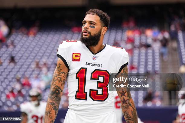 Mike Evans of the Tampa Bay Buccaneers warms up prior to an NFL football game against the Houston Texans at NRG Stadium on November 5, 2023 in...