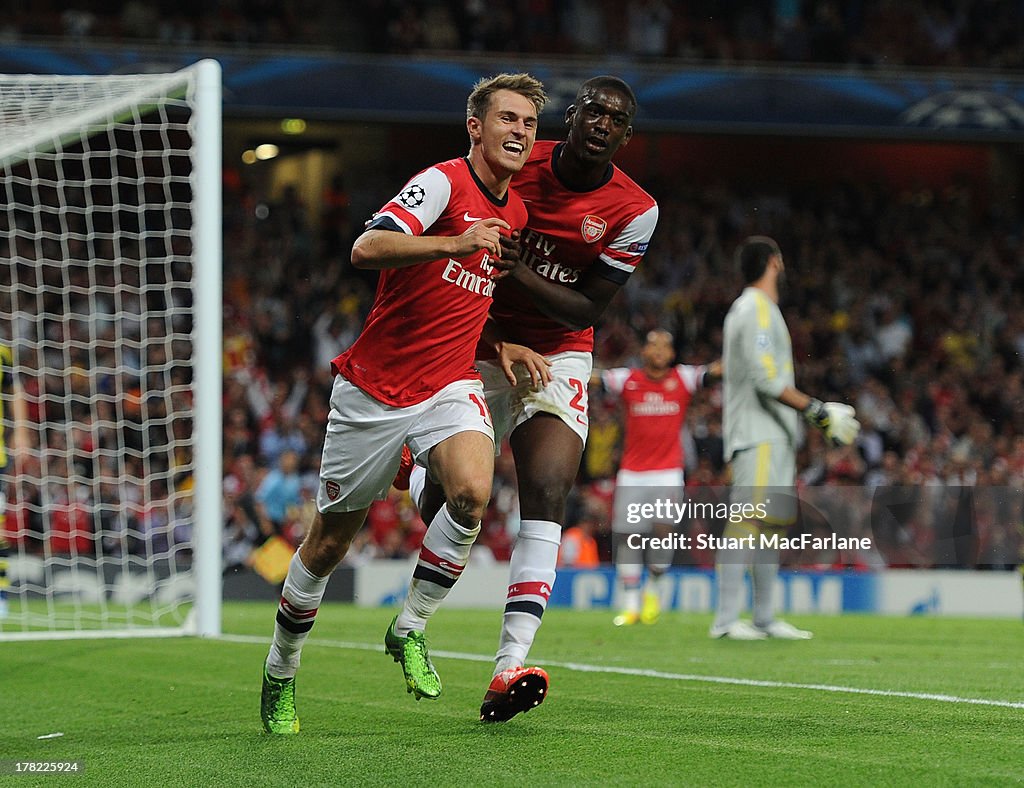 Arsenal v Fenerbahce SK - UEFA Champions League Play-offs: Second Leg