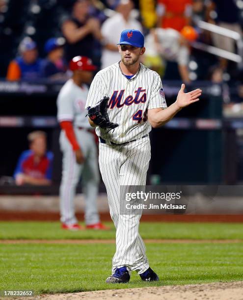 Jonathon Niese of the New York Mets celebrates the final out of his complete game victory against the Philadelphia Phillies at Citi Field on August...