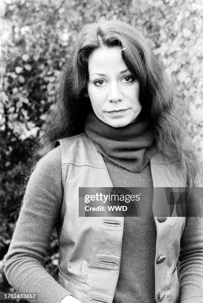 37 Lorian Hemingway Photos & High Res Pictures - Getty Images