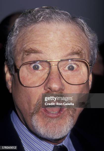 Pakula Actor Alan Pakula Photos and Premium High Res Pictures - Getty Images