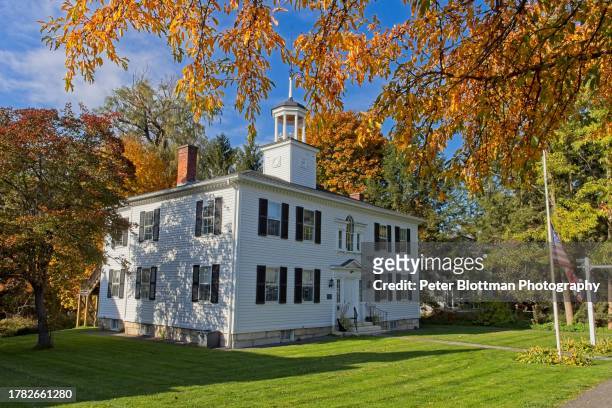 lenox historical society 1803 colonial home in downtown lenox massachusetts - lenox massachusetts stock pictures, royalty-free photos & images