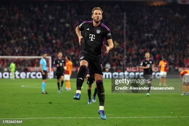 Harry Kane of Bayern Munich celebrates after scoring the team's first goal during the UEFA Champions League match between FC Bayern München and...