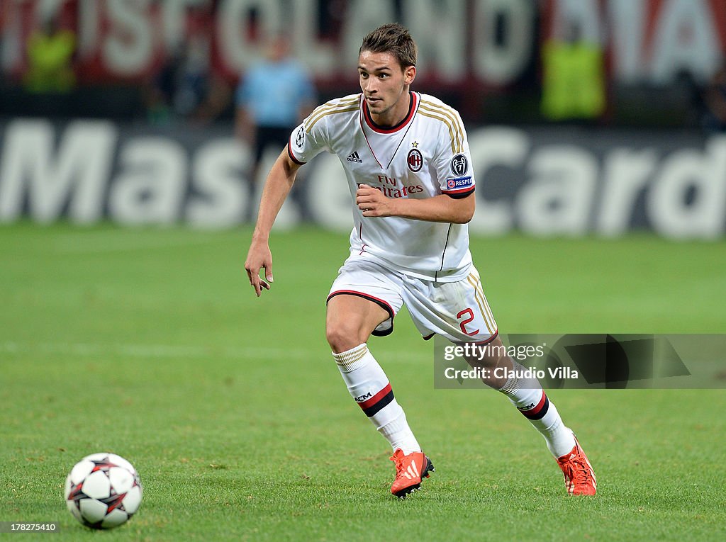 AC Milan v PSV Eindhoven - UEFA Champions League Play-offs: Second Leg