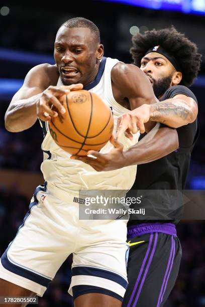 Los Angeles, CA Los Angeles Lakers' Anthony Davis swats the ball away from Memphis Grizzlies' Bismack Biyombo during the second quarter at Crypto.com...