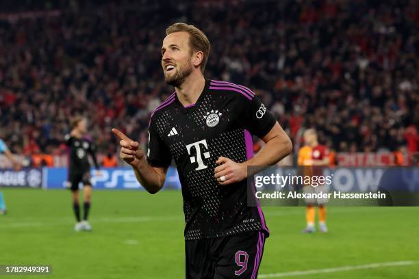 Harry Kane of Bayern Munich celebrates after scoring the team's second goal during the UEFA Champions League match between FC Bayern München and...